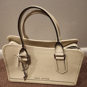 Marc Jacobs Leather Ivory Purse, Removable Crossbody Strap